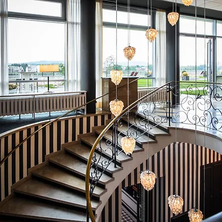 Ameron Koenigshof Hotel 4*