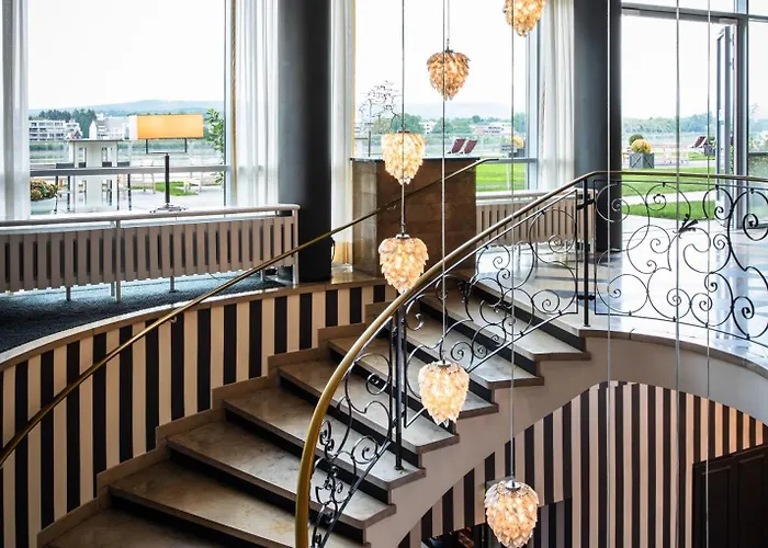 Ameron Koenigshof Hotel 4*